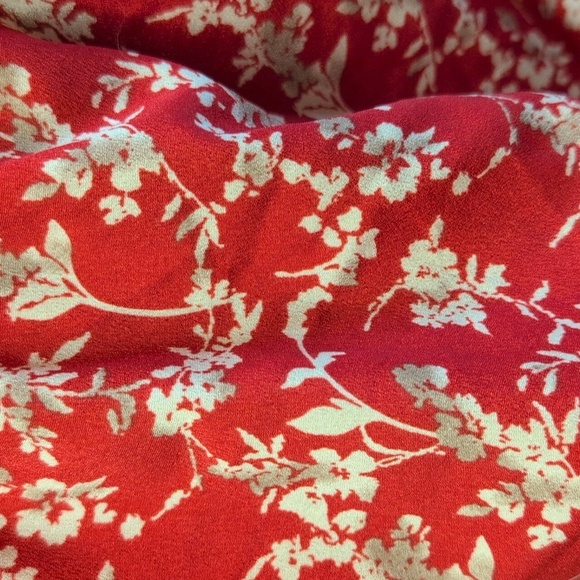 Pretty Little Things Red Floral Print Chiffon Bardot Ruffle Tiered Dress 12 NWT - Picture 7 of 10